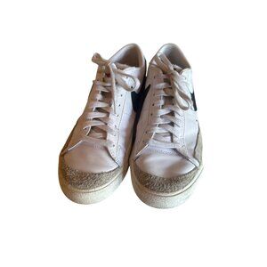 Nike Blazer Low 77 Sneakers White & Black Mens Size 9 EU 42.5